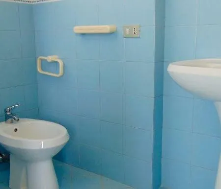 M246 Marcelli Trilocale Fronte Mare Con Spiaggia Privata Apartman